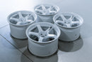 Advan GT 18x11 +15 5x114.3 Racing White