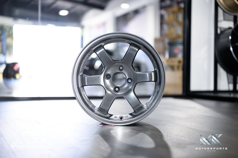 Volk Racing TE37SL 18"